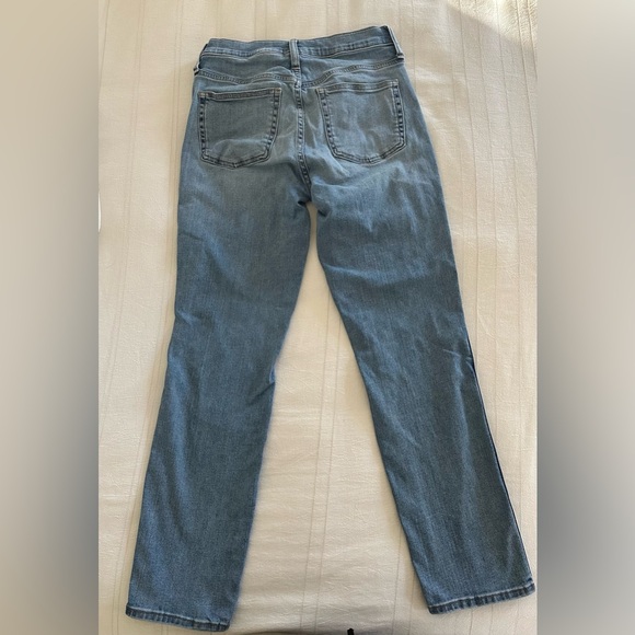 J Crew mid rise straight leg Jean - Size 27 - Picture 2 of 4